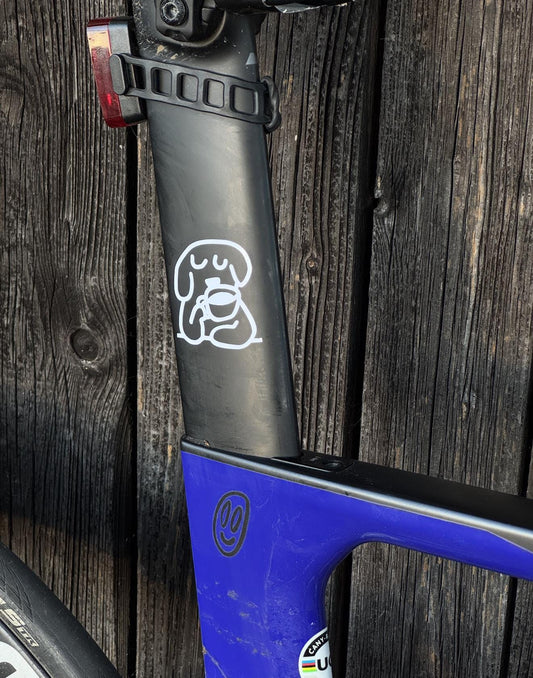 Schläfriger Hund mit Kaffeetasse, Fahrrad Sticker Vinyl, Müder Hund Design, Süßer Hundeaufkleber, Fahrrad-Deko - Handmade